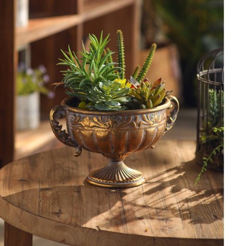 Goldene metallvase mit fuß - mit,
